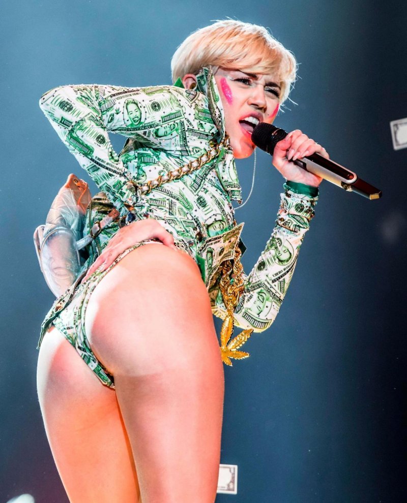 Майли сайрус bangerz tour