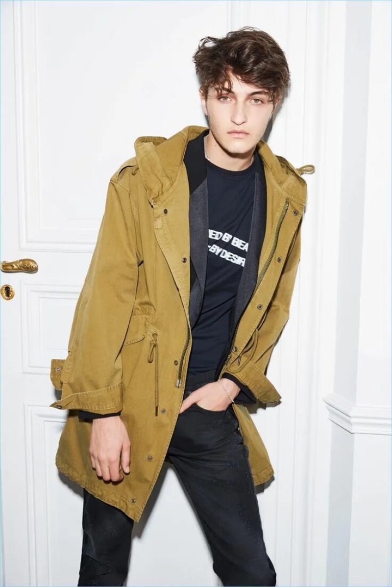 Anwar hadid