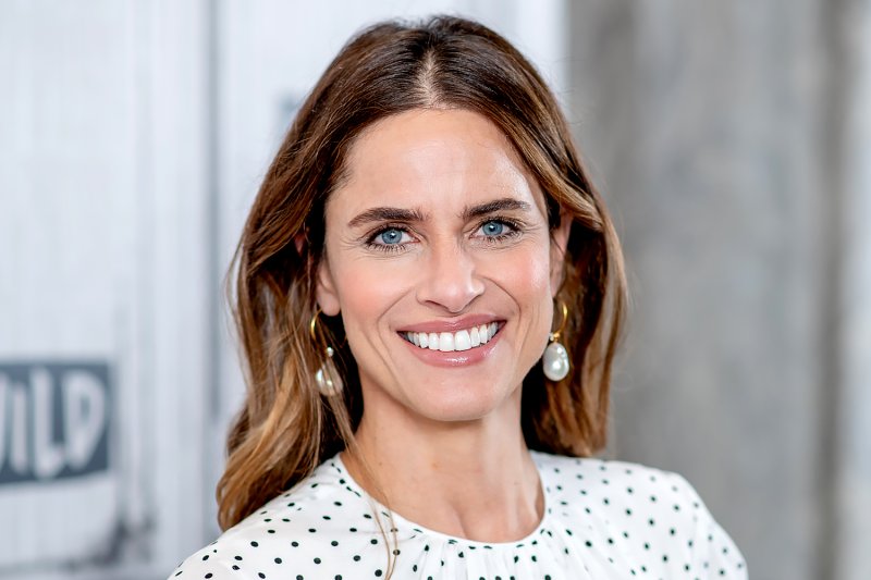 Amanda peet