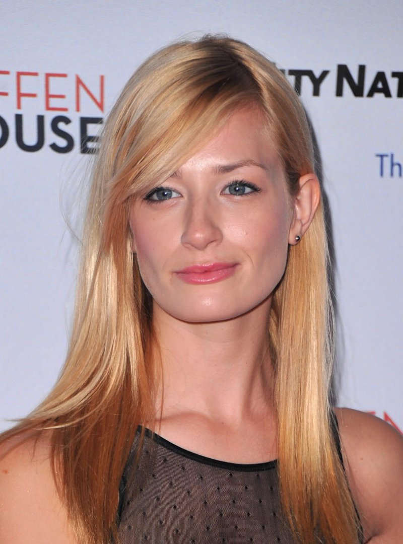 Beth behrs