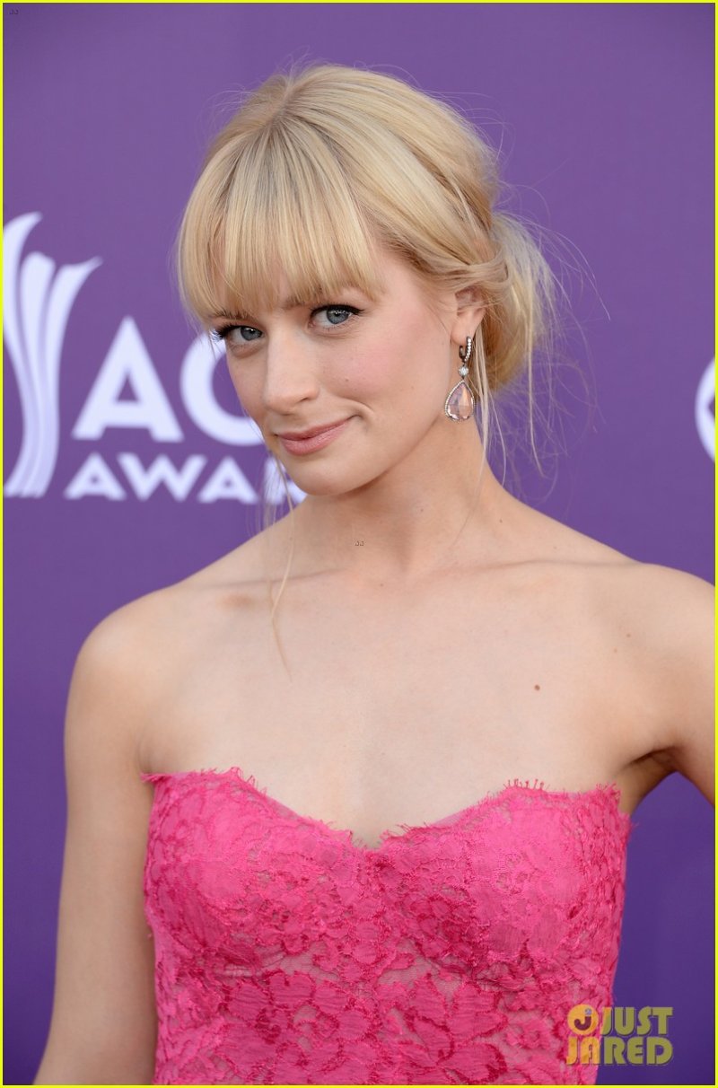 Beth behrs