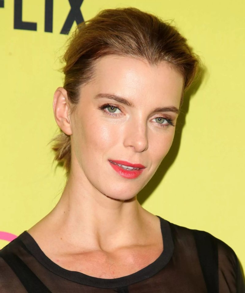 Betty gilpin