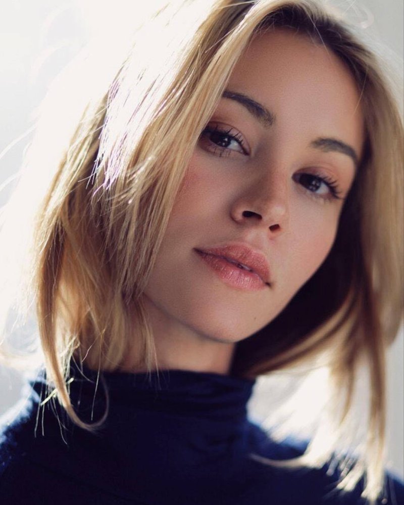 Bryana holly