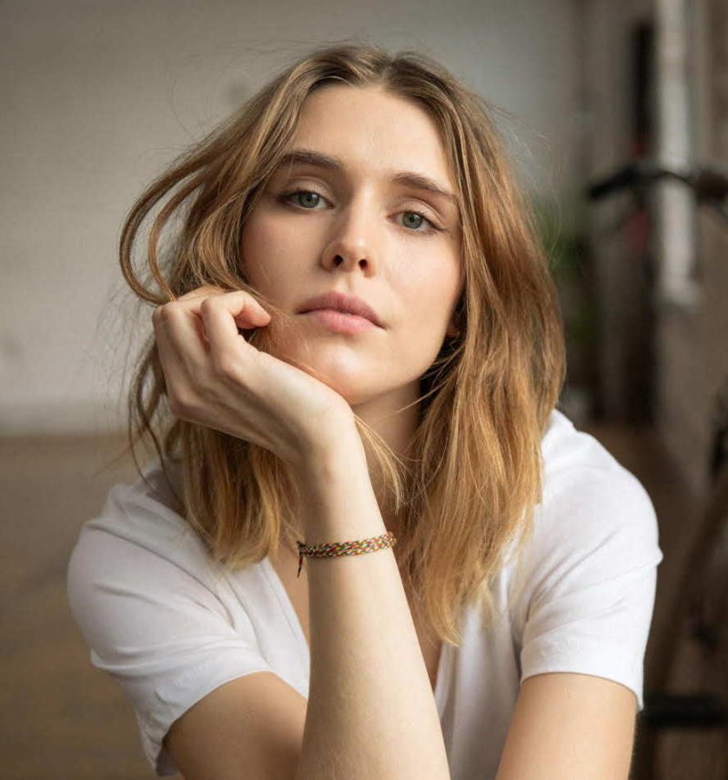 Gaia weiss