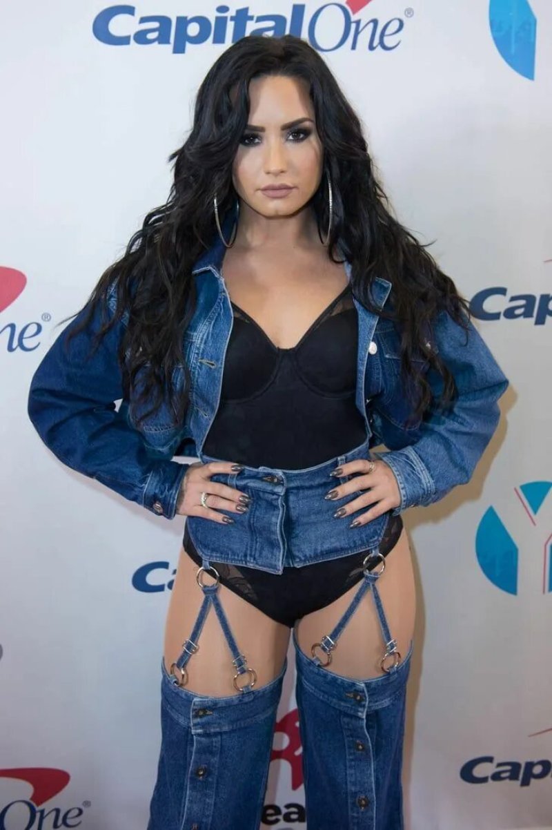 Demi lovato