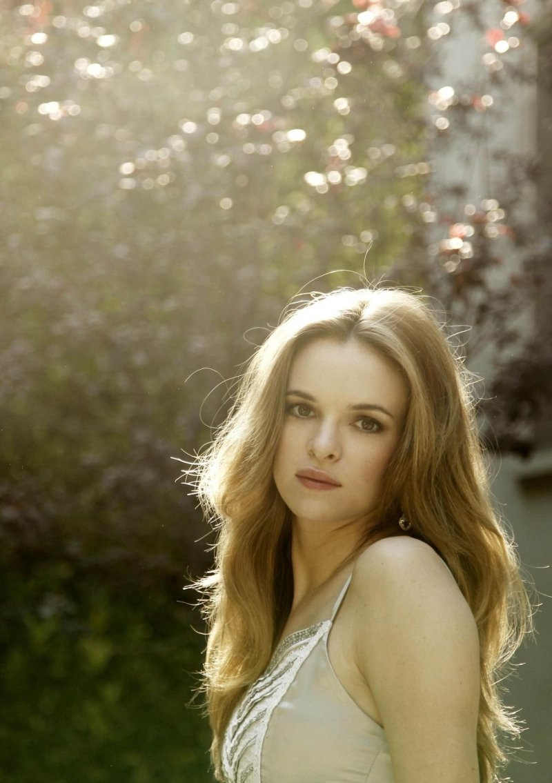 Danielle panabaker