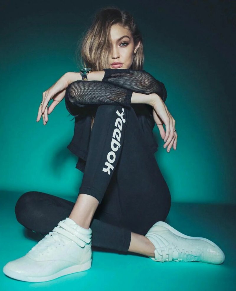 Джиджи хадид reebok