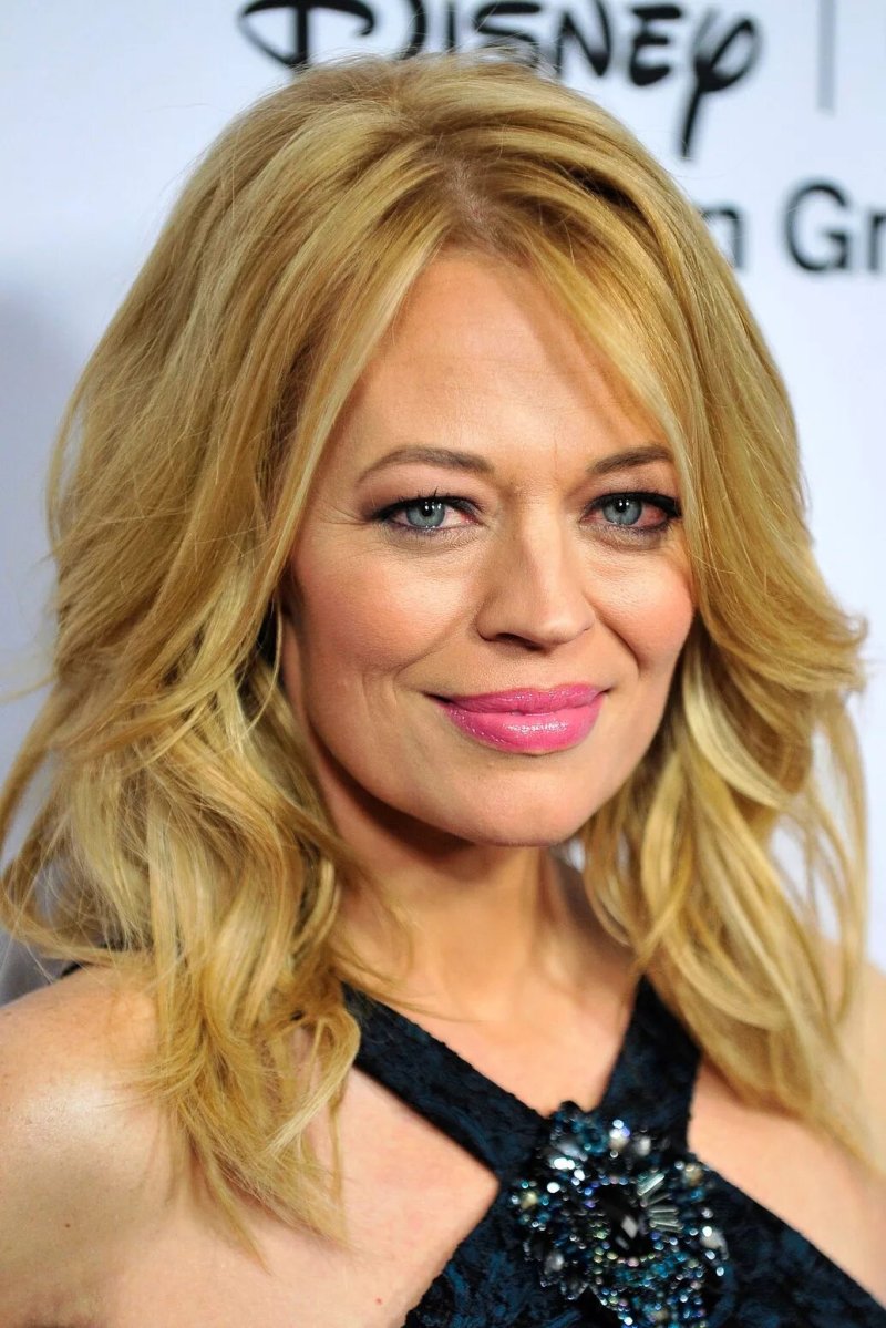 Jeri ryan