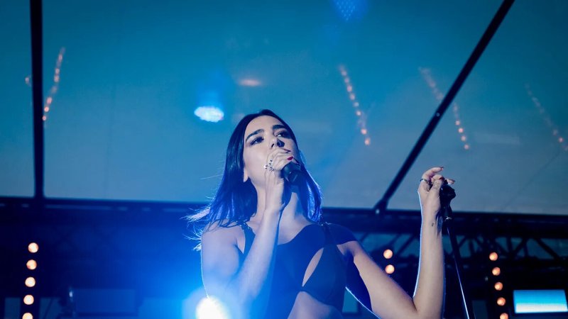 Dua lipa dua lipa