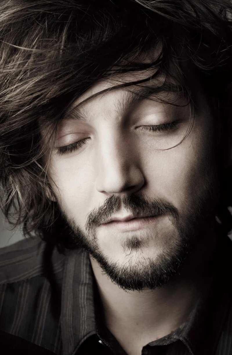 Diego luna