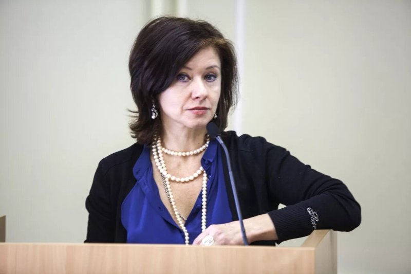 Елена дробышева