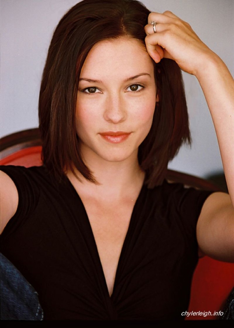 Chyler leigh