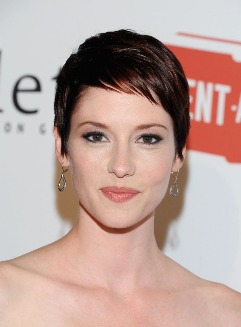 Chyler leigh