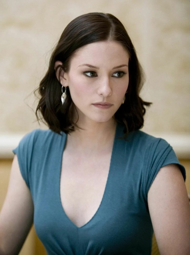 Chyler leigh