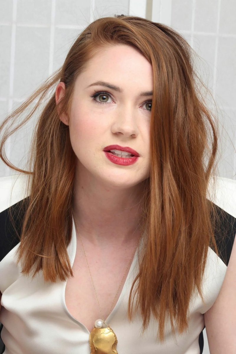 Karen gillan