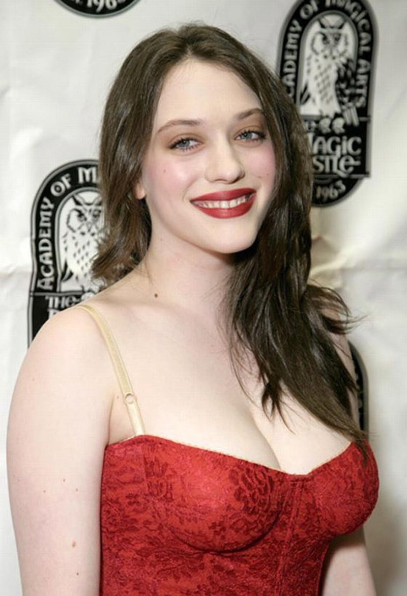 Kat dennings sexy