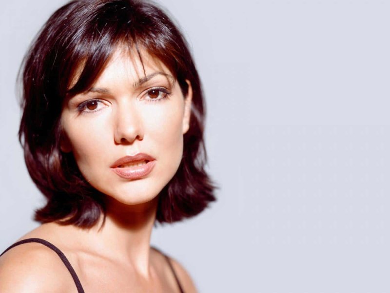 Laura harring