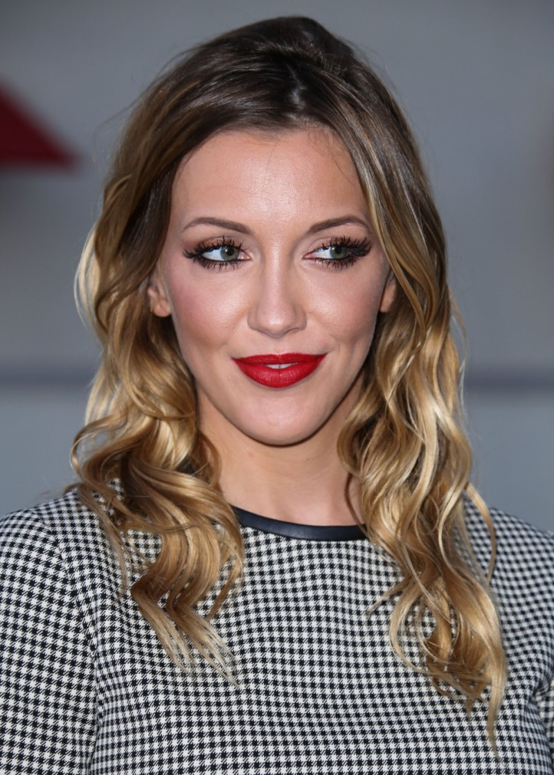 Katie cassidy