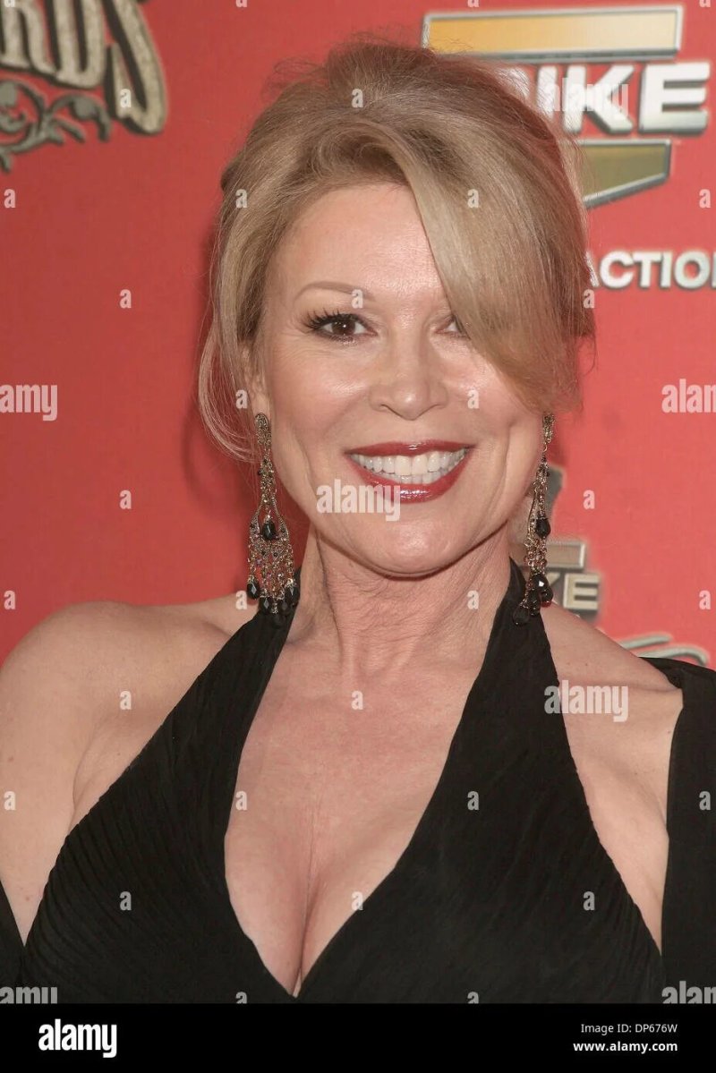 Leslie easterbrook