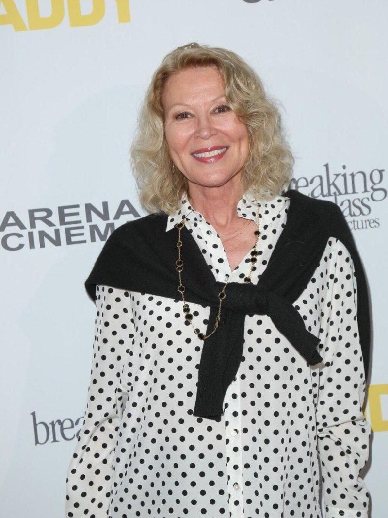 Leslie easterbrook