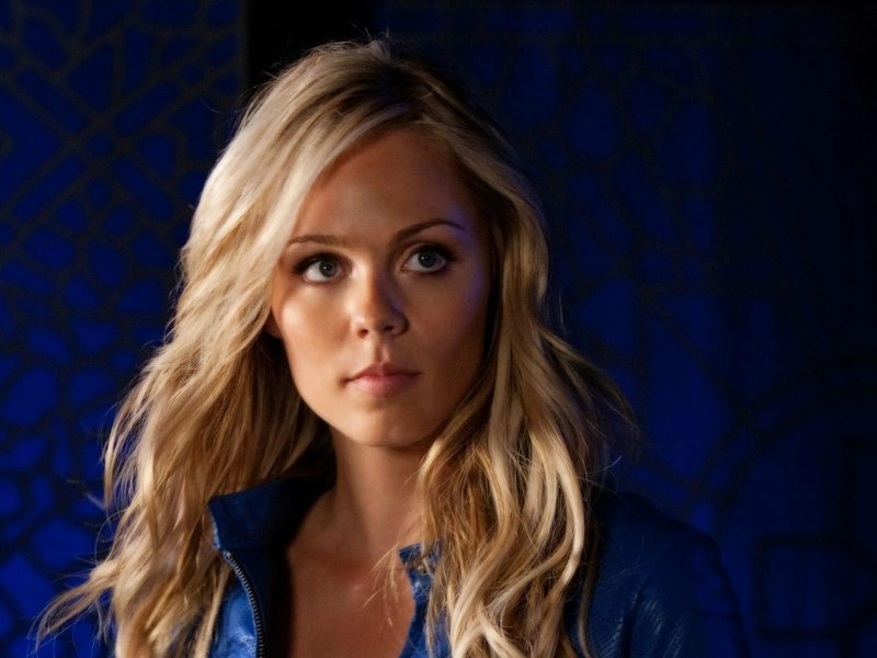 Laura vandervoort