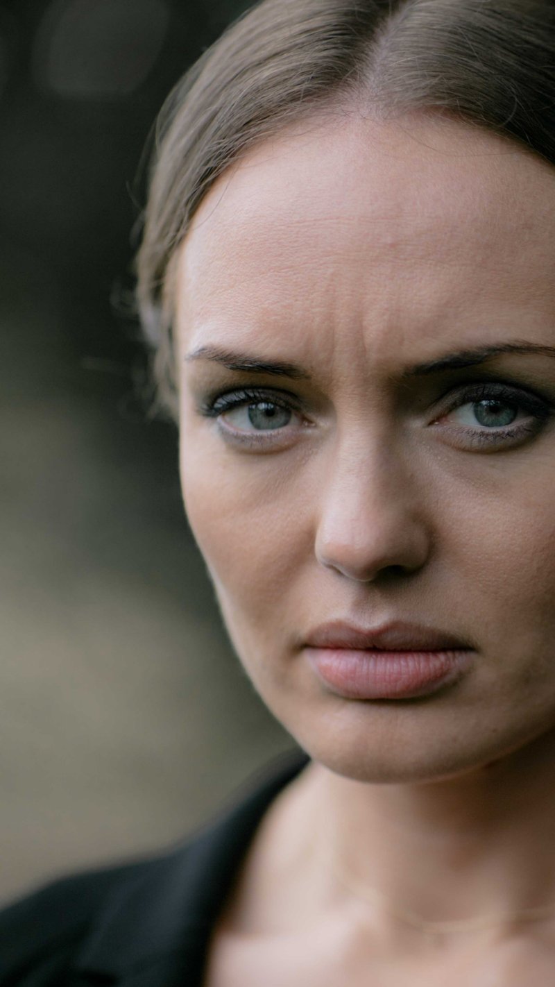 Laura haddock