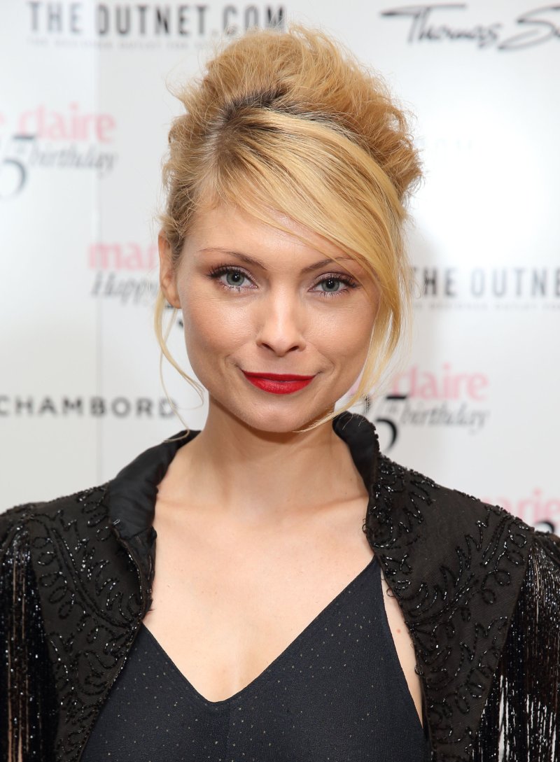 Myanna buring