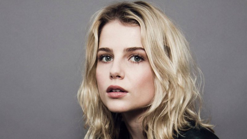 Lucy boynton