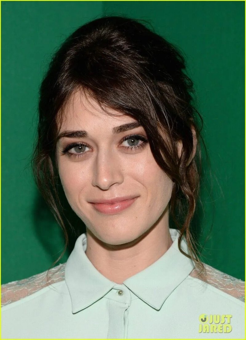 Лиззи каплан lizzy caplan