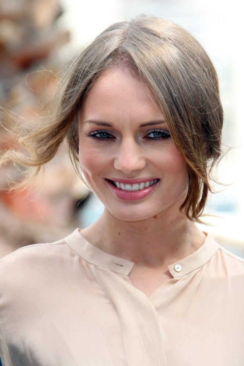 Laura haddock