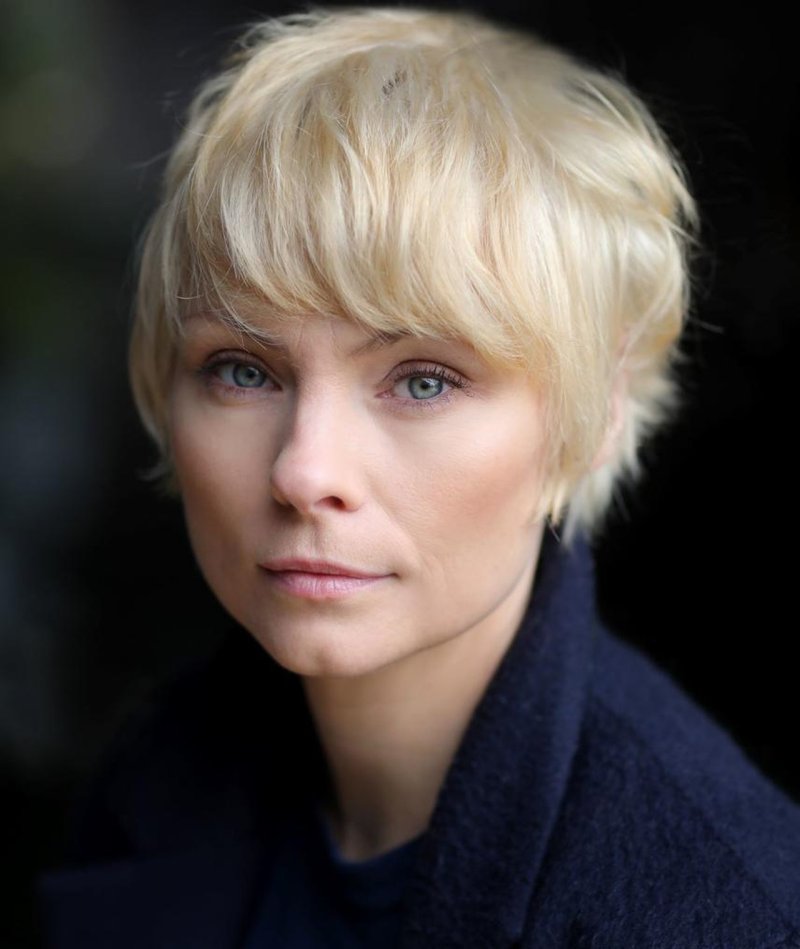 Myanna buring