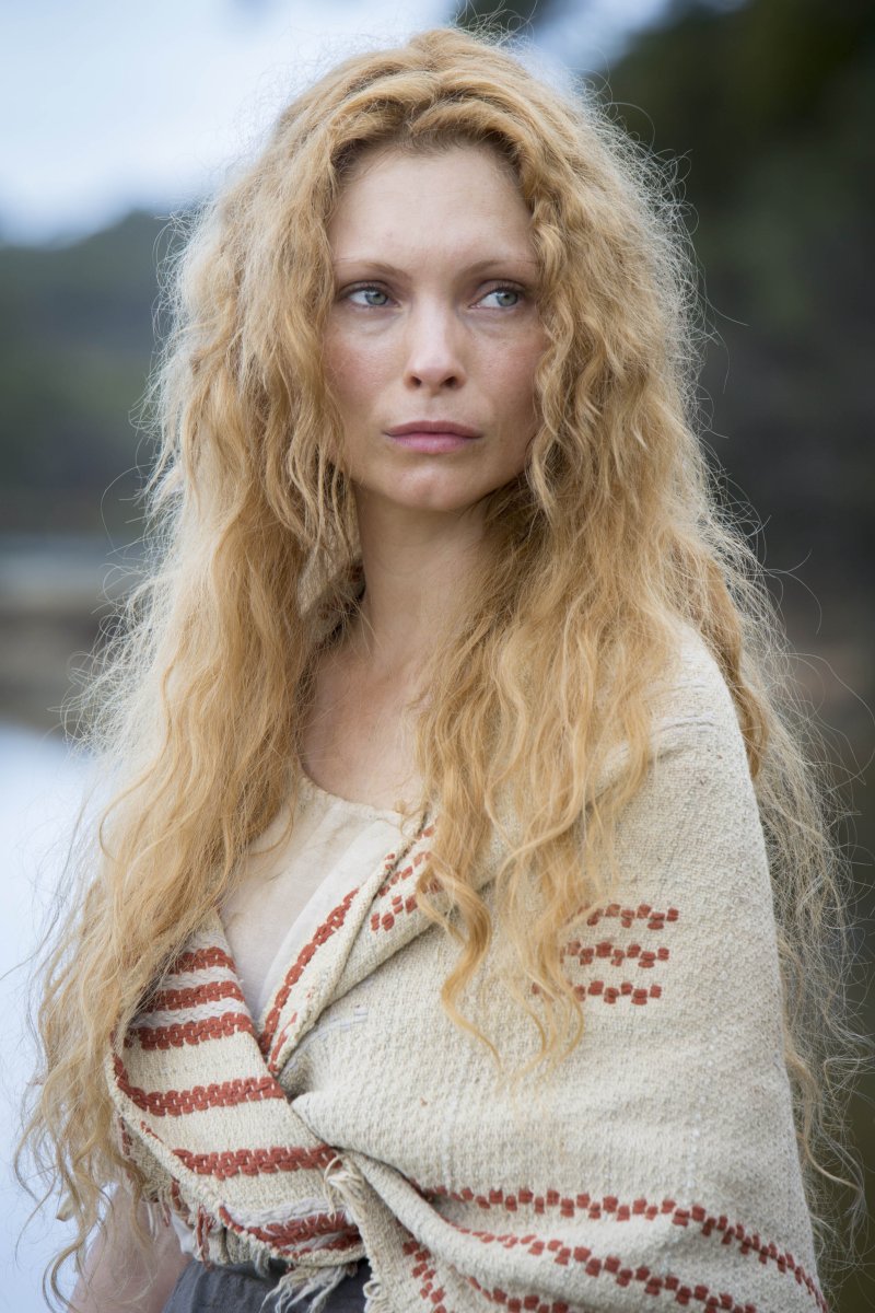 Myanna buring