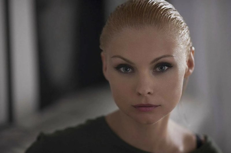 Myanna buring