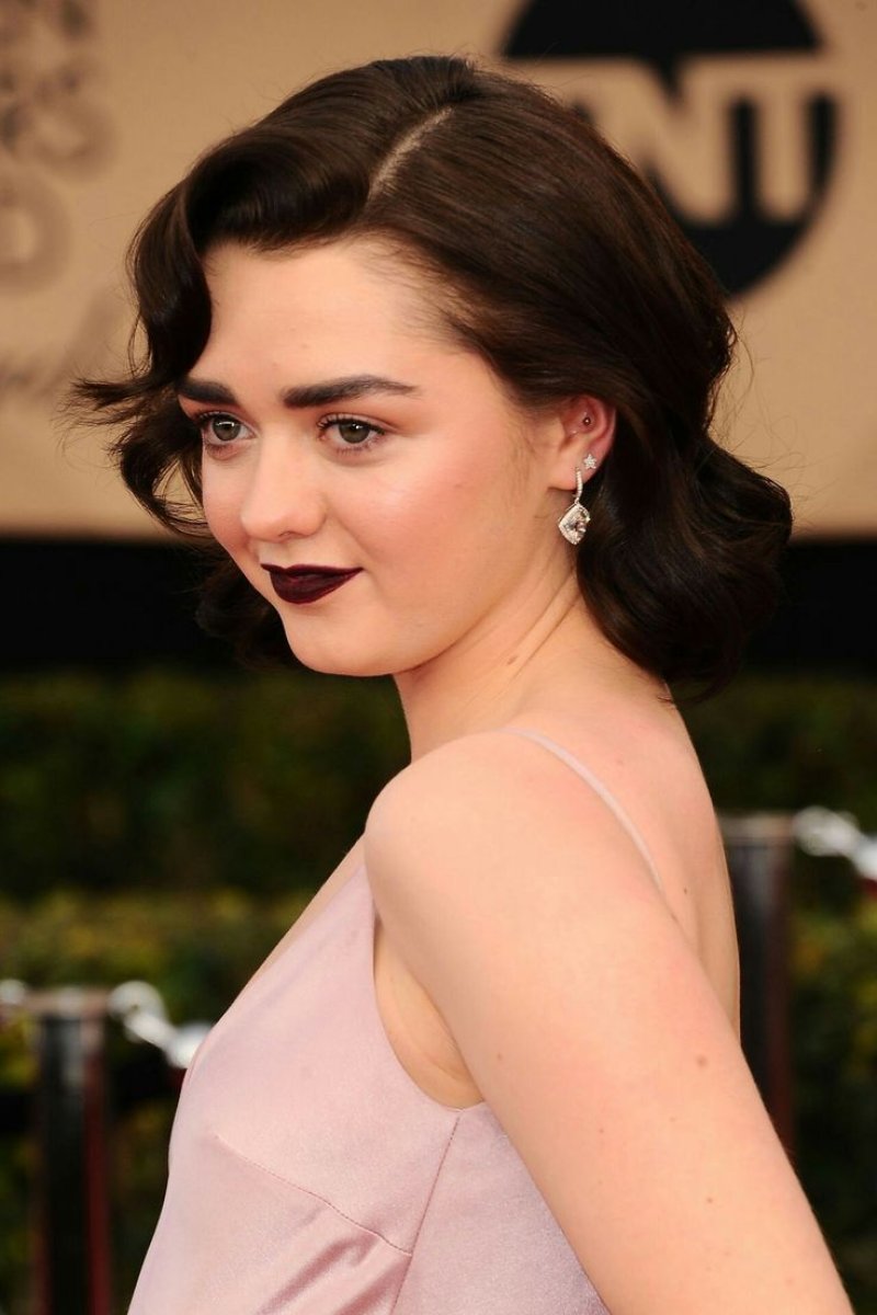 Maisie williams