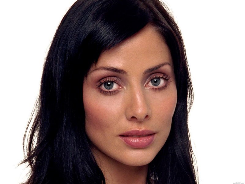 Natalie imbruglia torn