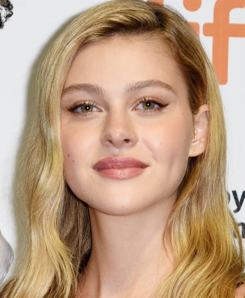 Nicola peltz