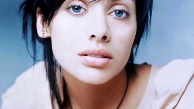 Natalie imbruglia