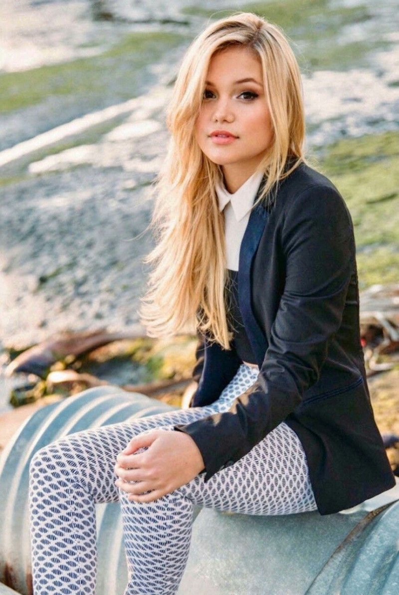 Olivia holt