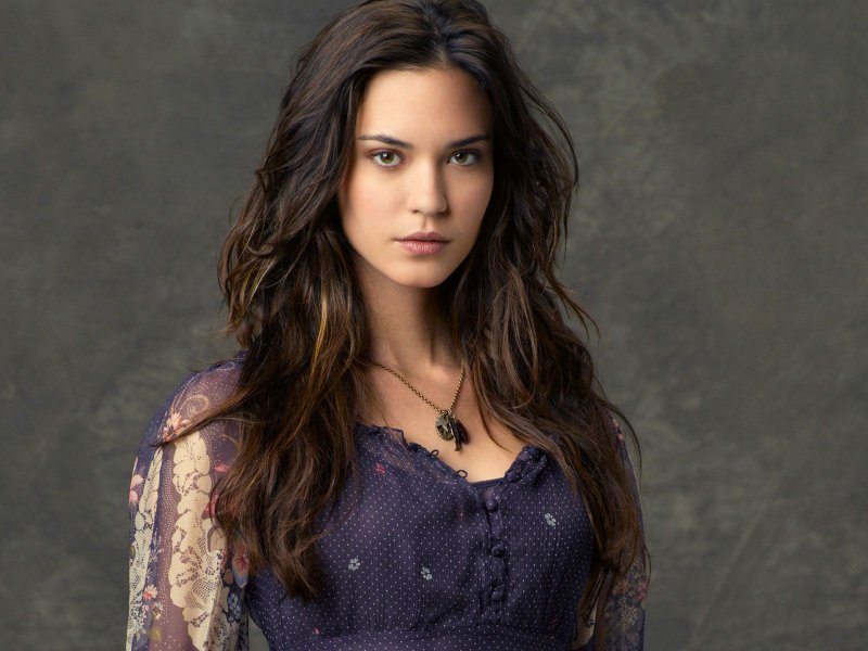 Odette annable