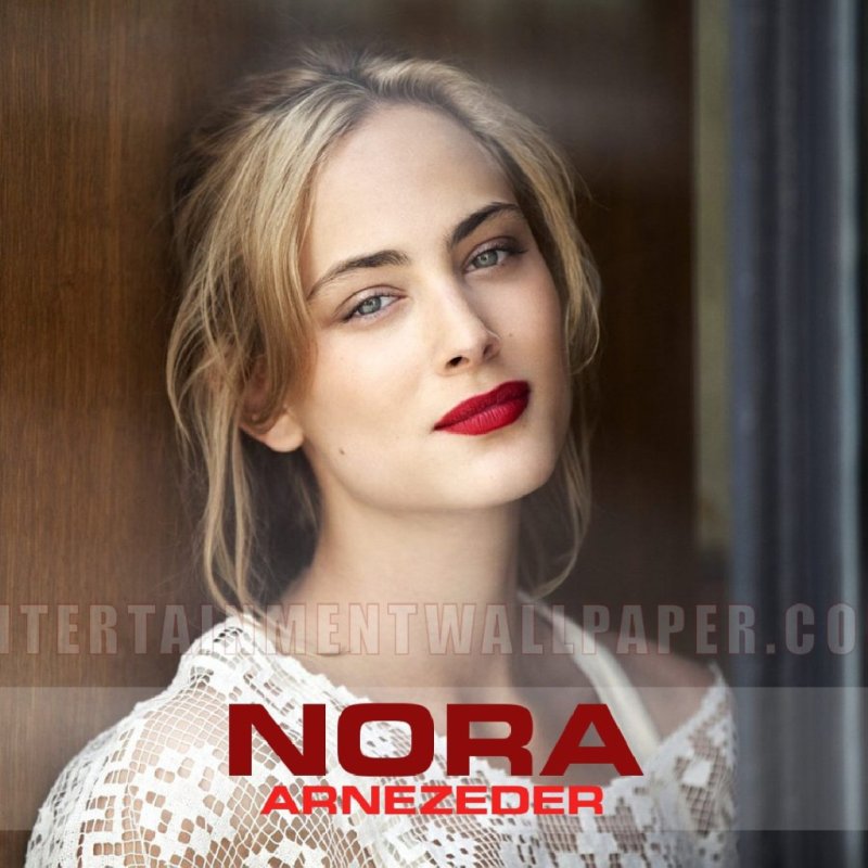 Nora arnezeder