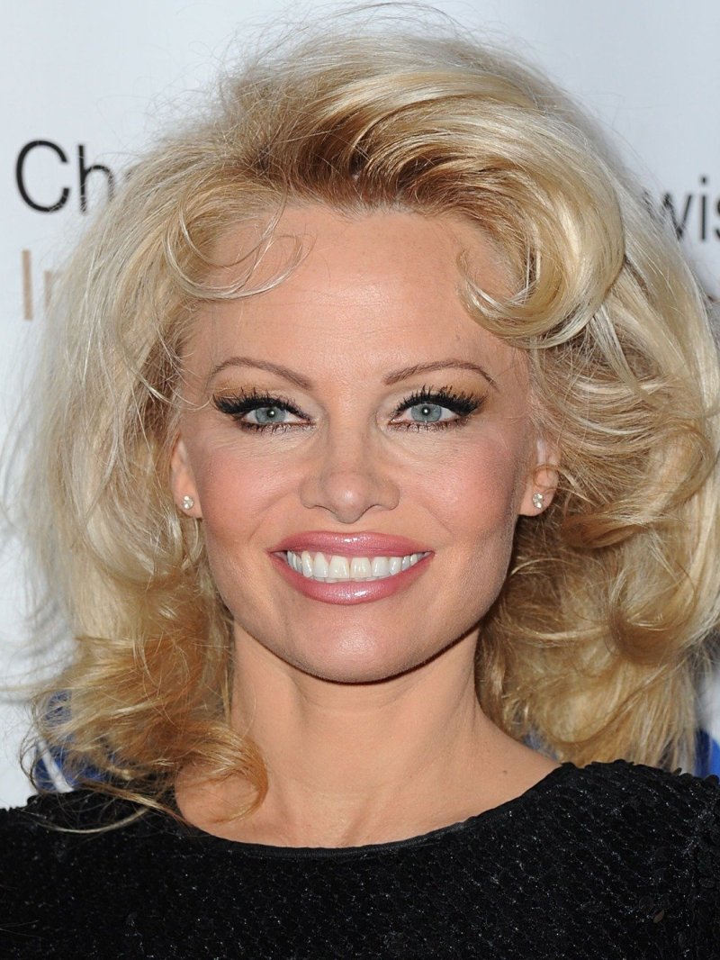 Pamela anderson lee