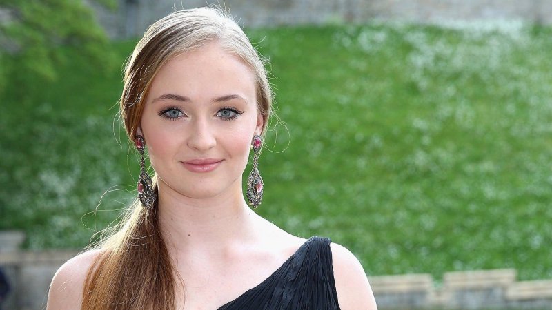 Sophie turner n