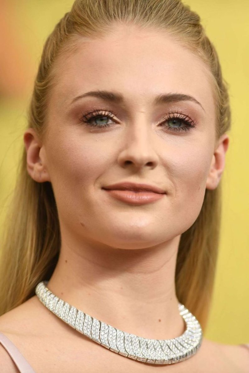 Sophie turner n