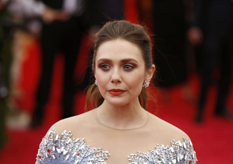 Elizabeth olsen scarlet witch