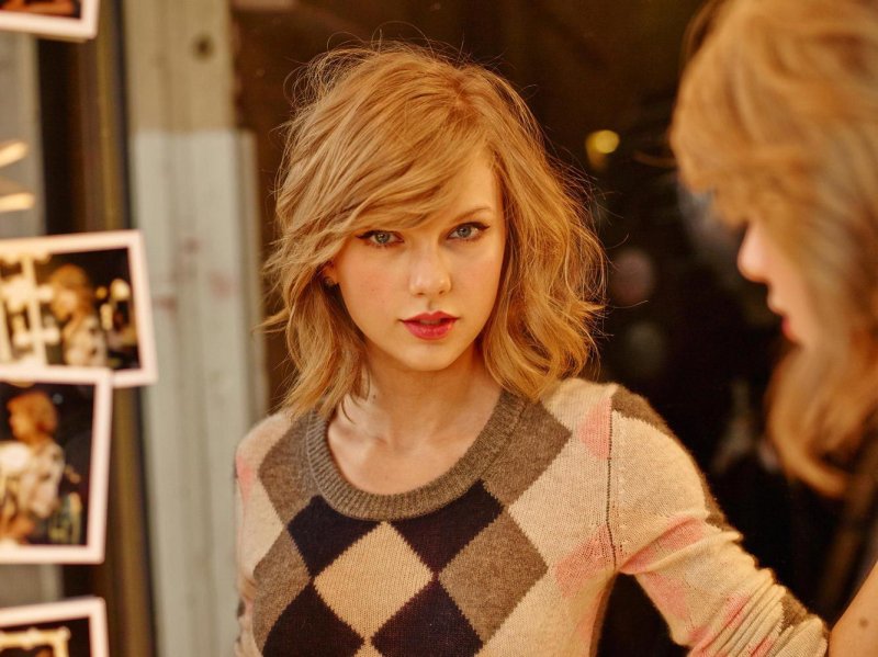 Taylor swift taylor swift