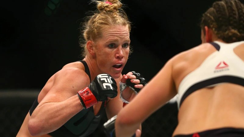 Holly holm