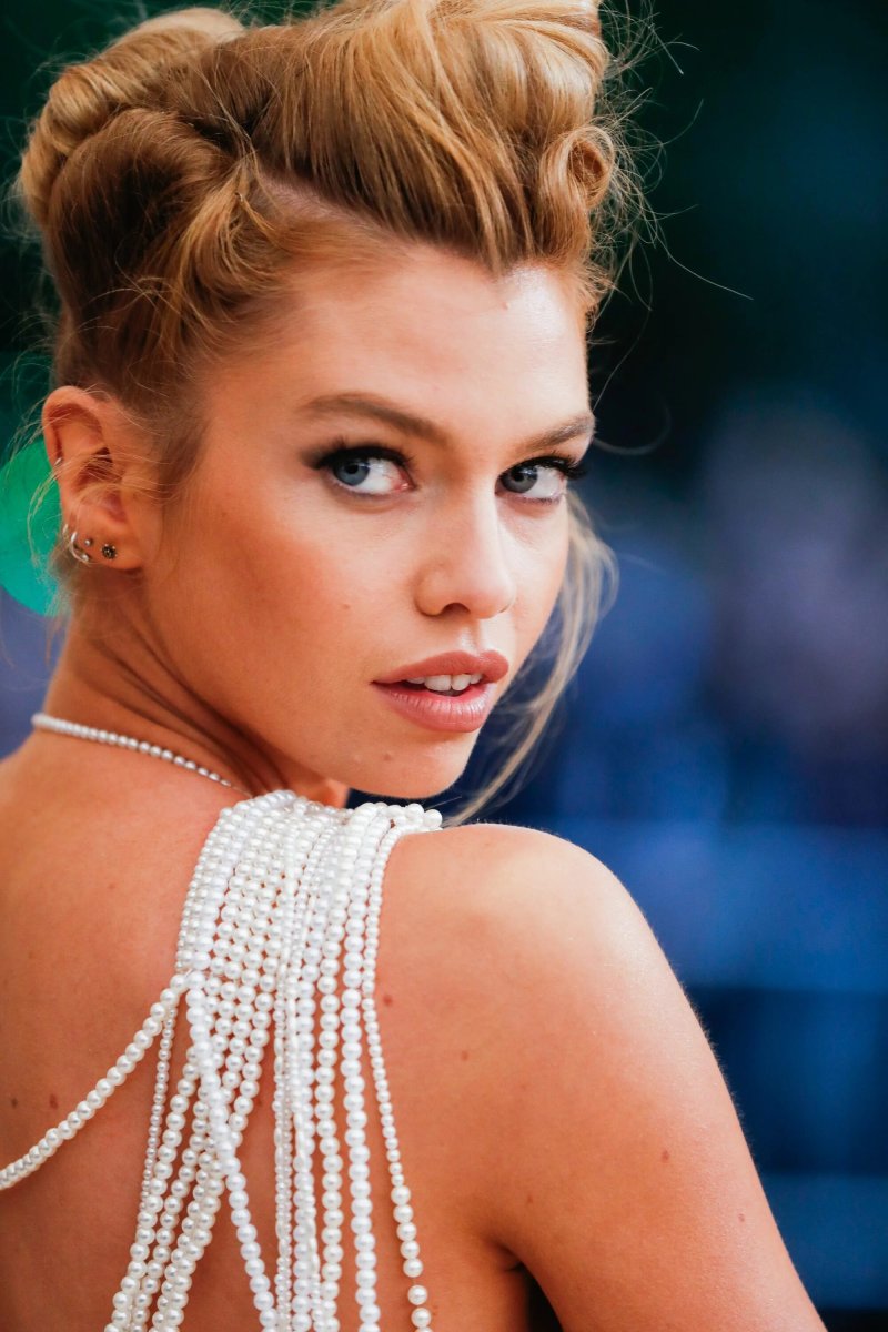 Stella maxwell