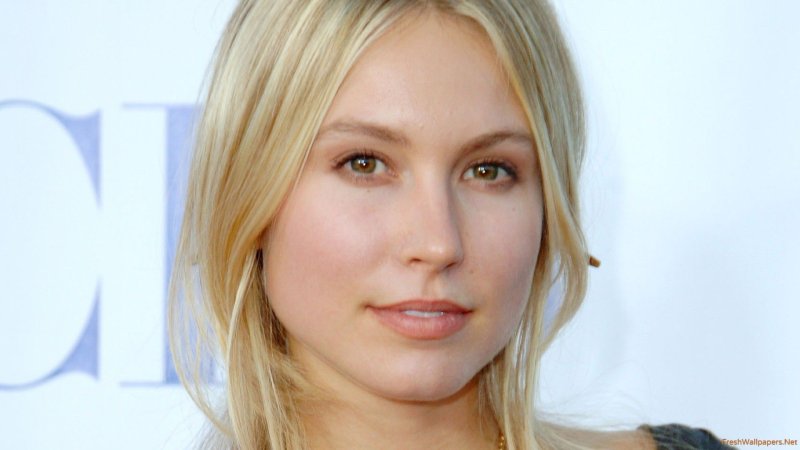 Sarah carter