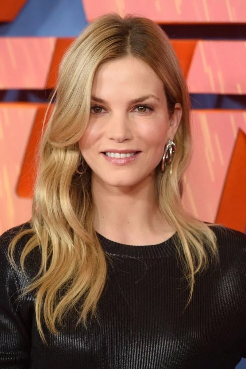 Sylvia hoeks