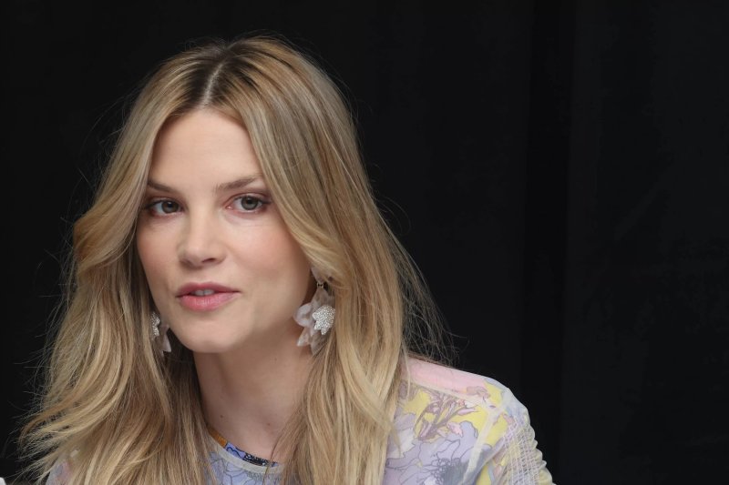 Sylvia hoeks